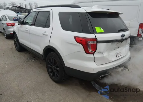 2017 Ford Explorer Xlt z USA, uszkodzony, nr VIN 1FM5K8D85HGB89631